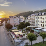 Elbhotel an der Elbe Gesamtansicht