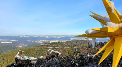 W-Stern mit Schnee Papststein